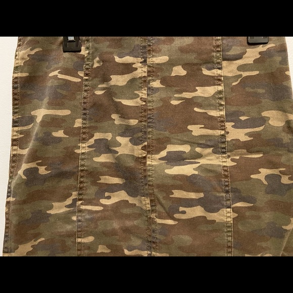 Free People Camo Skirt - Picture 2 of 4